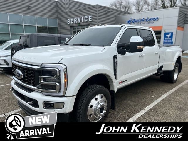 2025 Ford F-450SD Platinum DRW