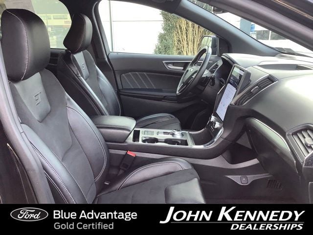 2022 Ford Edge ST