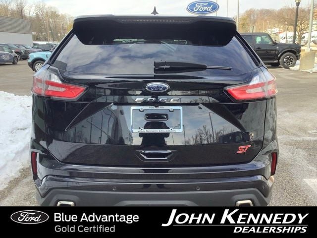 2022 Ford Edge ST