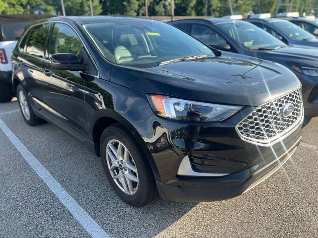 2024 Ford Edge's photo