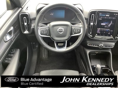 2021 Volvo XC40 Recharge Pure Electric P8