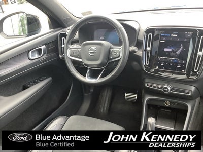 2021 Volvo XC40 Recharge Pure Electric P8