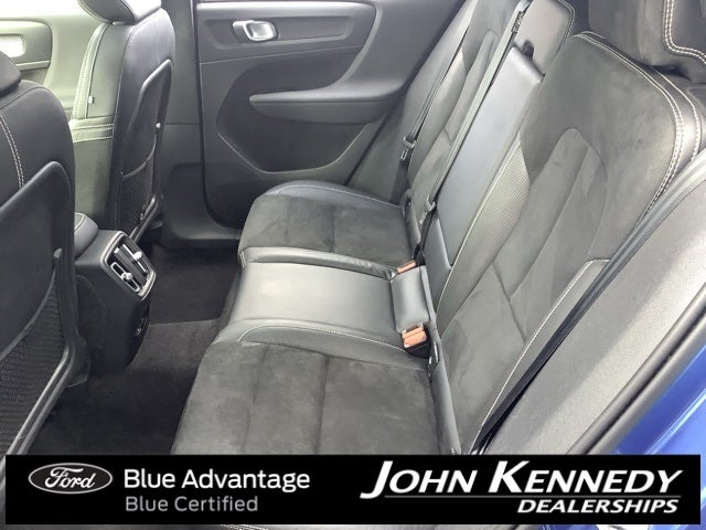 2021 Volvo XC40 Recharge Pure Electric P8