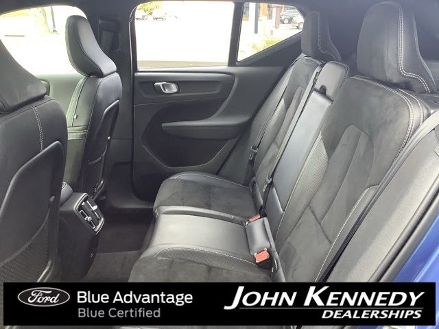 2021 Volvo XC40 Recharge Pure Electric P8