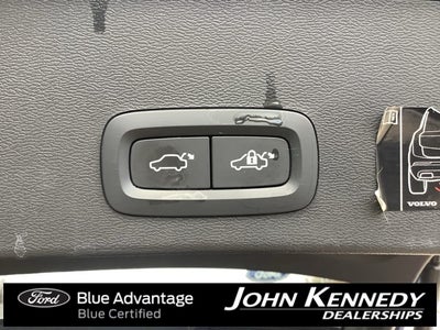 2021 Volvo XC40 Recharge Pure Electric P8