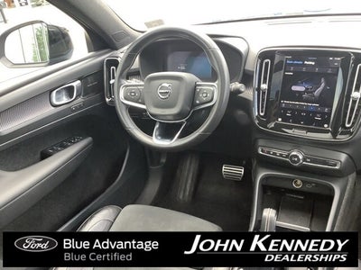2021 Volvo XC40 Recharge Pure Electric P8