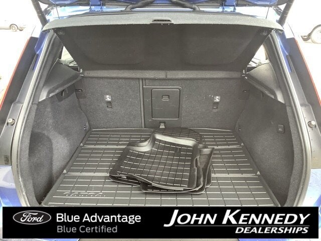 2021 Volvo XC40 Recharge Pure Electric P8