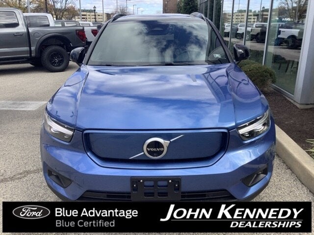 2021 Volvo XC40 Recharge Pure Electric P8