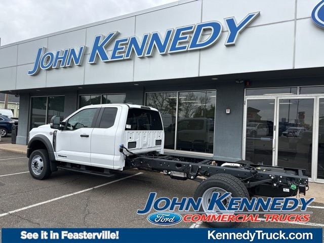 2026 Ford F-550SD XL Chassis Commercial