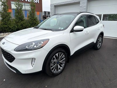 2022 Ford Escape Titanium