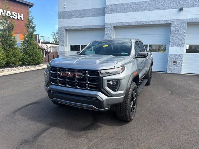 2025 GMC Canyon AT4