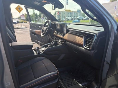 2025 GMC Canyon AT4