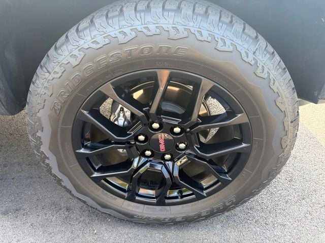 2025 GMC Canyon AT4
