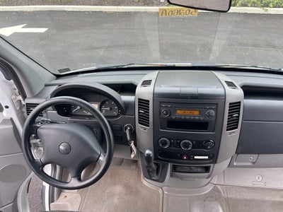 2010 Freightliner Sprinter 3500 Base commercial