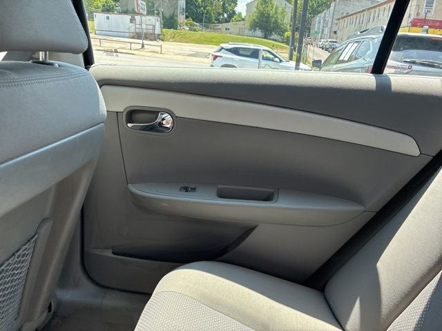 2011 Chevrolet Malibu LS 1LS
