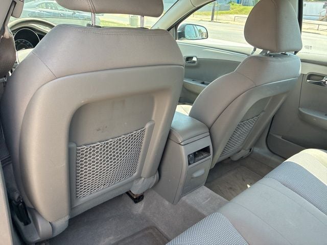 2011 Chevrolet Malibu LS 1LS