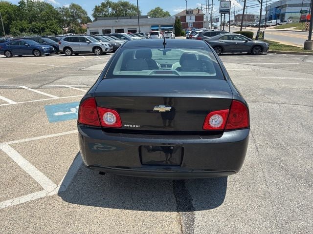 2011 Chevrolet Malibu LS 1LS