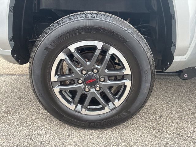 2024 Toyota Tacoma SR5