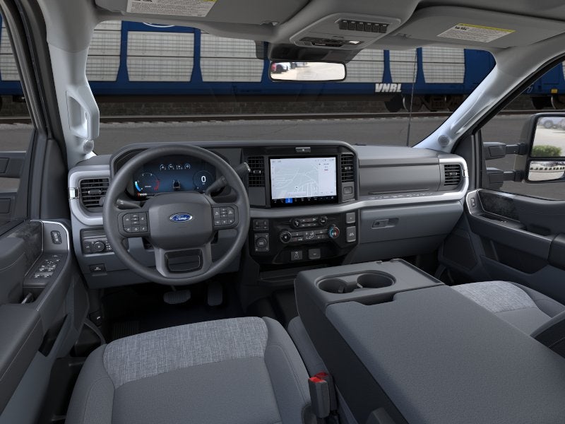 2026 Ford Super Duty F-350® XLT