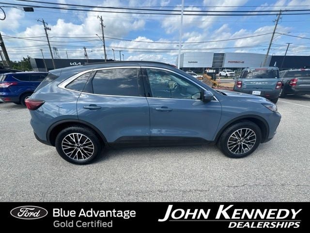 2023 Ford Escape Plug-In Hybrid Base