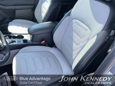 2024 Ford Escape Plug-In Hybrid Base