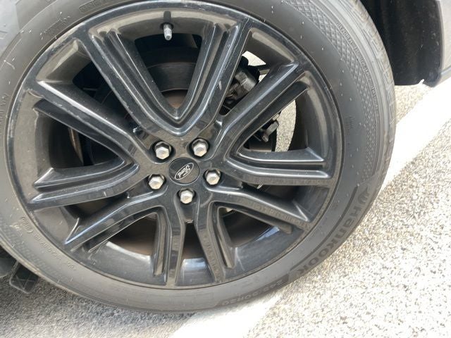 2022 Ford Edge ST Line