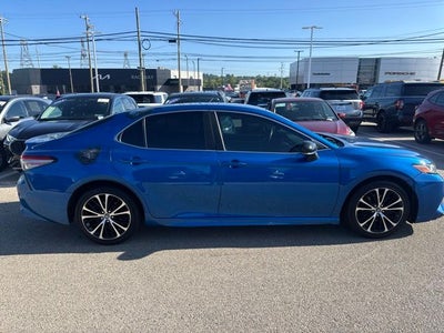 2018 Toyota Camry SE