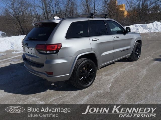 2017 Jeep Grand Cherokee Altitude