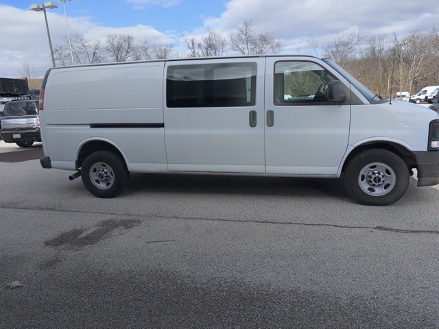 2017 GMC Savana 2500 Work Van