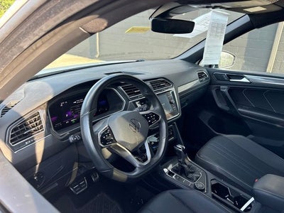 2023 Volkswagen Tiguan 2.0T SE R-Line Black
