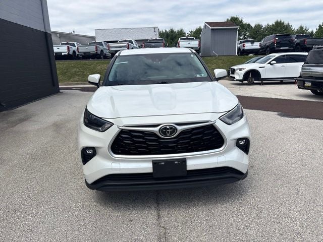 2021 Toyota Highlander LE