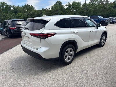2021 Toyota Highlander LE