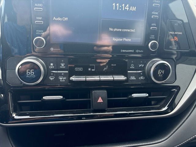 2021 Toyota Highlander LE