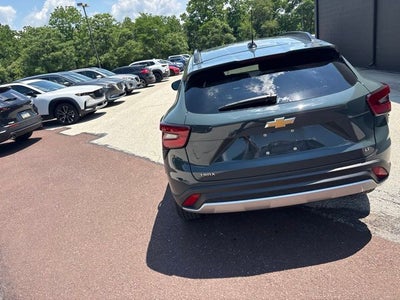 2025 Chevrolet Trax LT