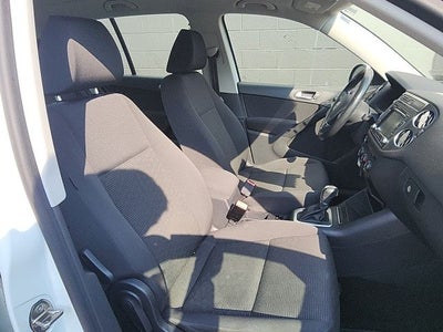 2015 Volkswagen Tiguan S 4Motion