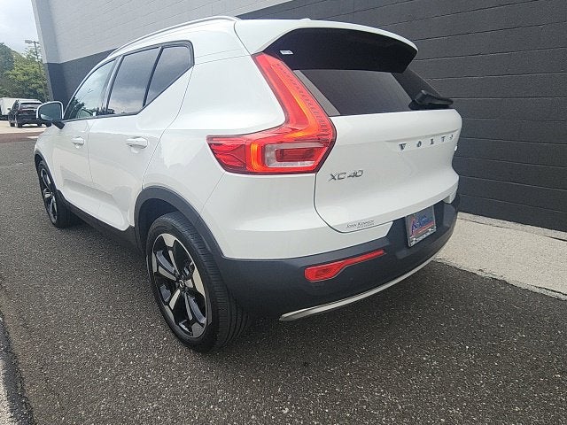 2020 Volvo XC40 Momentum
